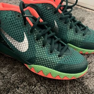 KYRIE 1 Sneakers